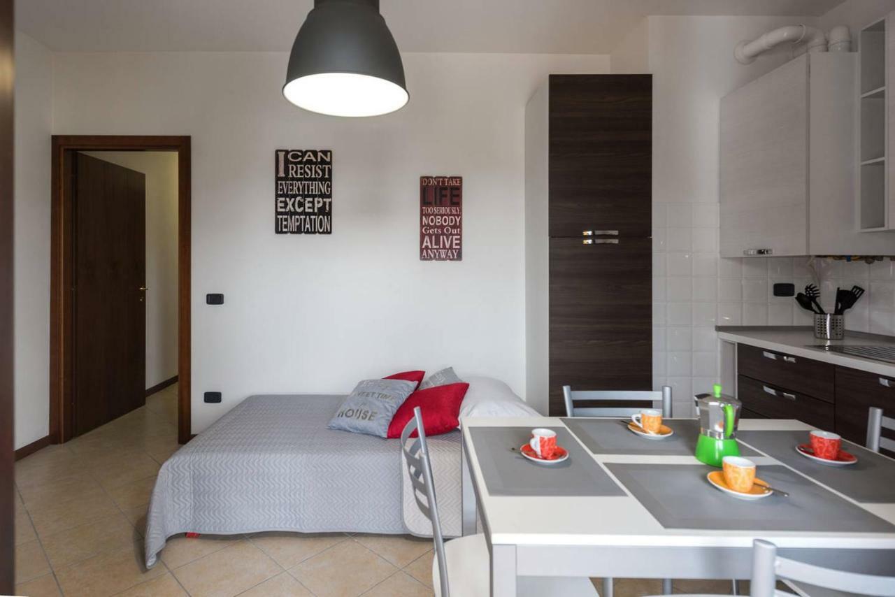 Ortaglia A2 Apartment Torri Del Benaco Ngoại thất bức ảnh