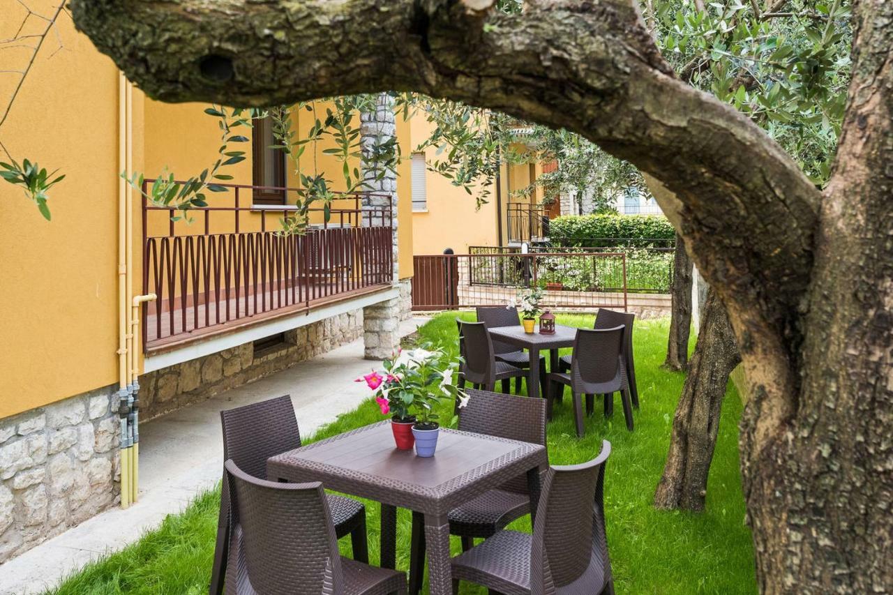 Ortaglia A2 Apartment Torri Del Benaco Ngoại thất bức ảnh
